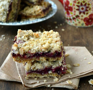 Tart Berry Crumble